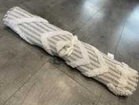 Nowy dywanik Home&You Aztec 60 cm x 90 cm