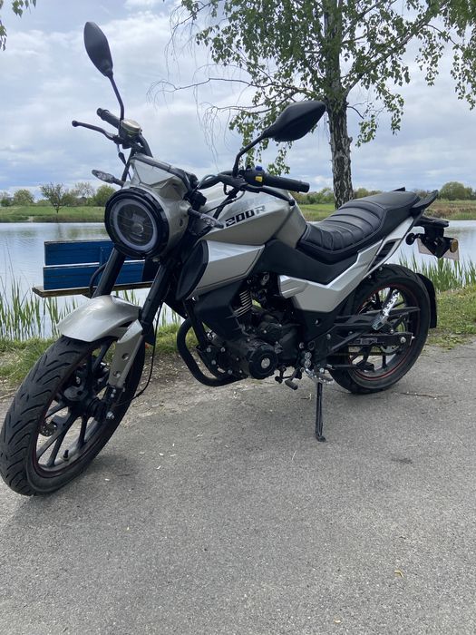 Продам спарка 200