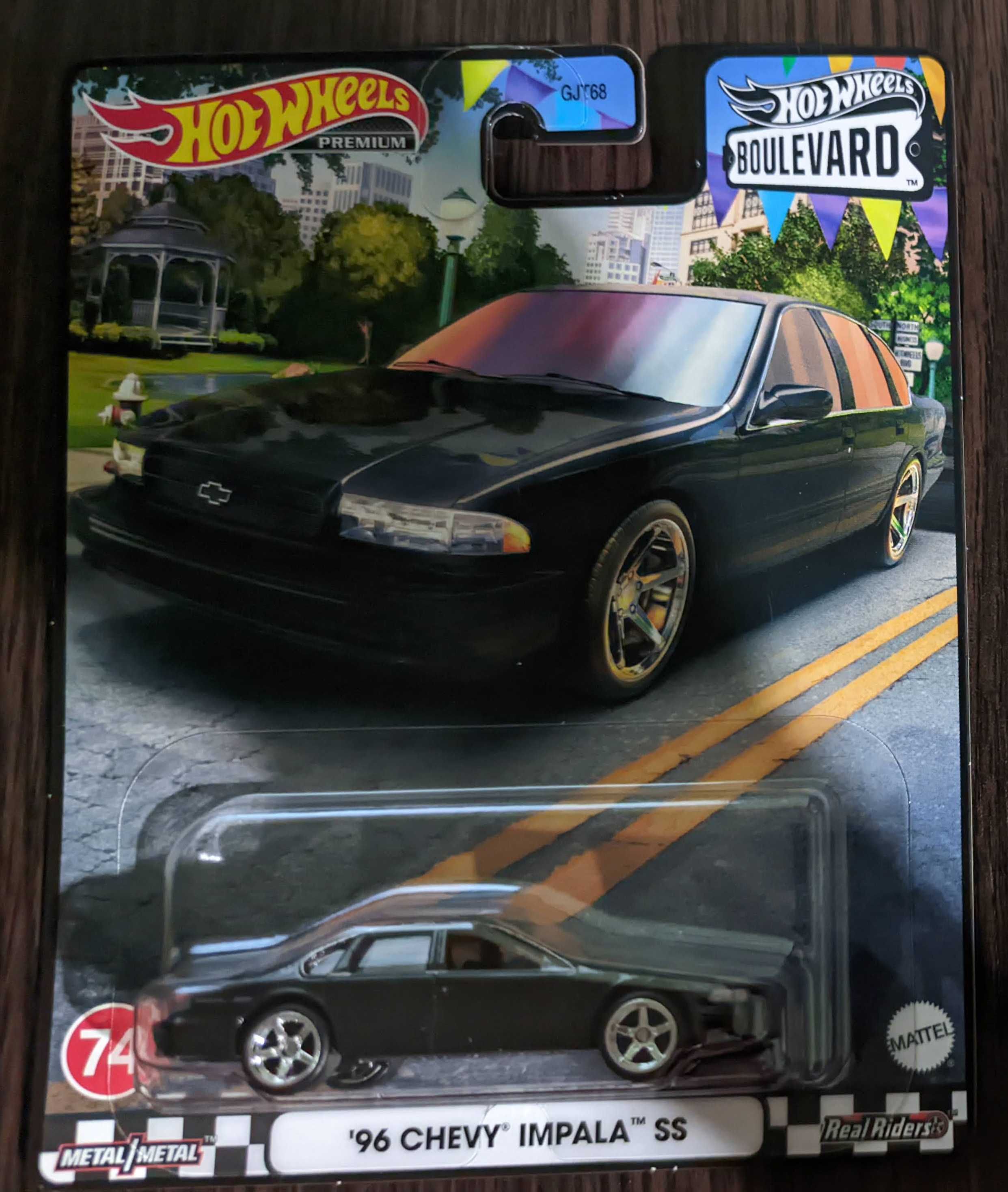 Запакована Hot Wheels Boulevard
#74 '96 Chevrolet Impala SS