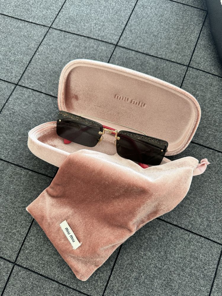 Oculos de sol miu miu