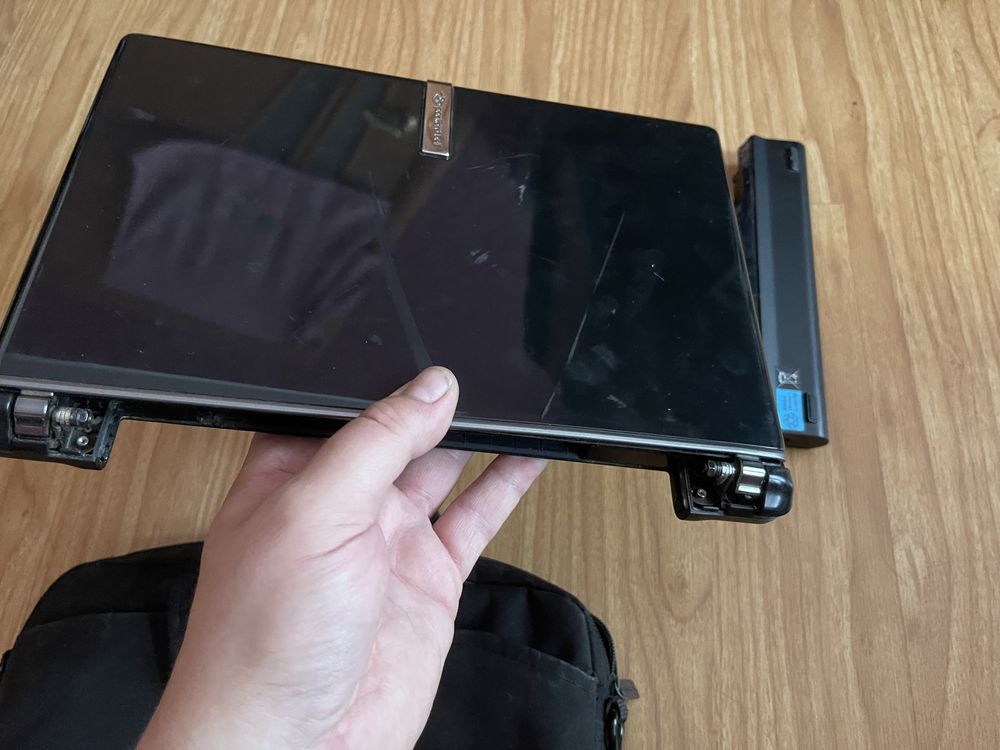 Ноутбук packard bell model no ZA8 snid:92607269825 рабочий но битЭкран