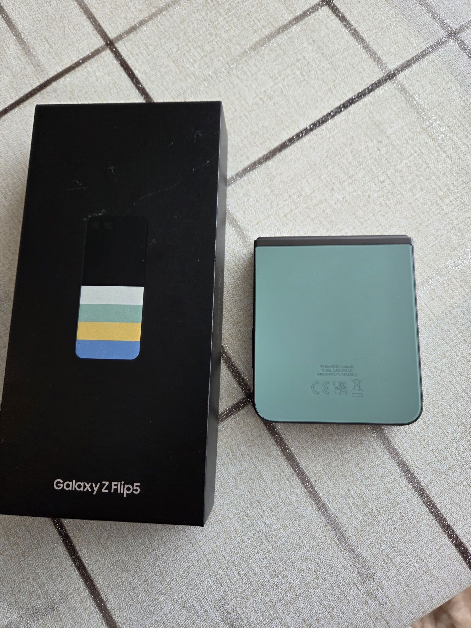 Samsung Galaxy Z Flip5