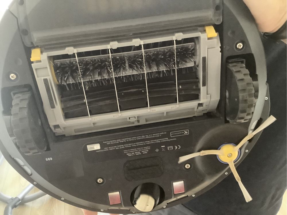 iRobot Roomba 695