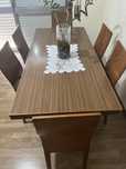 Mesa com 6 cadeiras