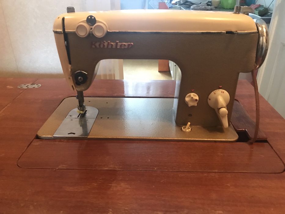 Швейная машинка немецкая