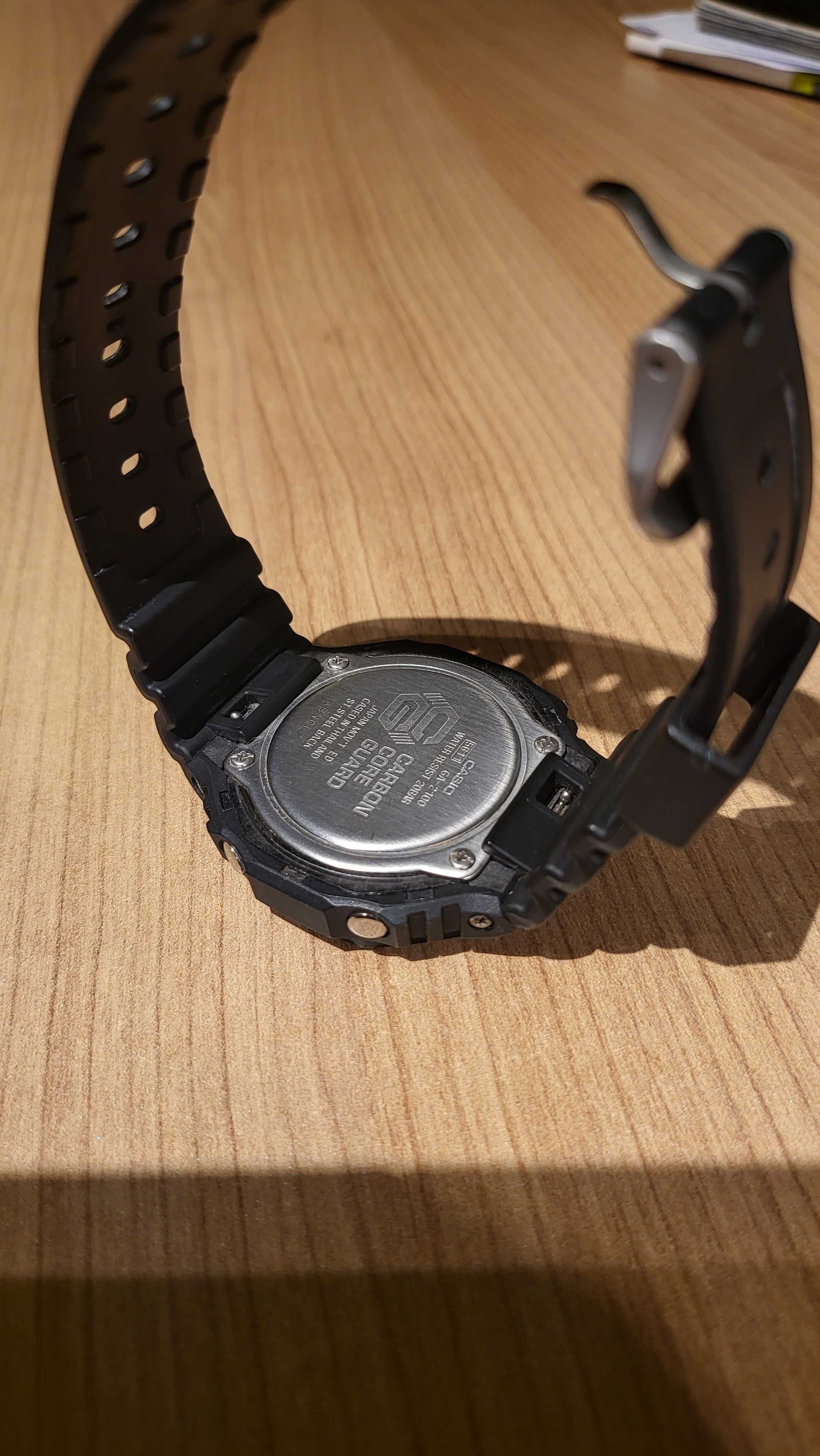 Zegarek Casio G-Shock GA-2100