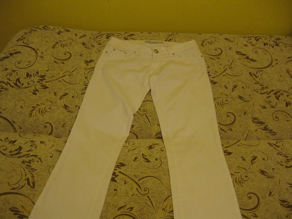 Super białe spodnie na lato roz.40