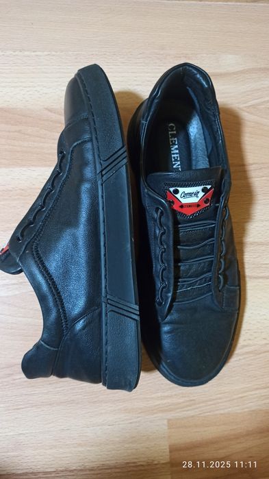 Продам шкіряні туфлі