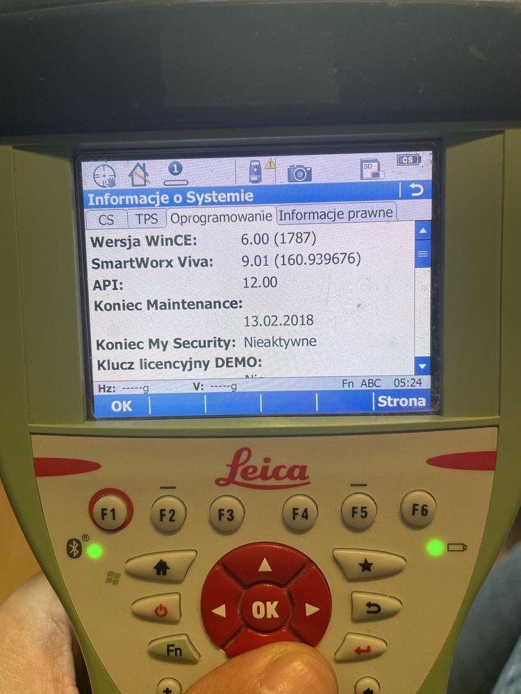 Leica cs15 z radiem do obslugi tachimetru i gps