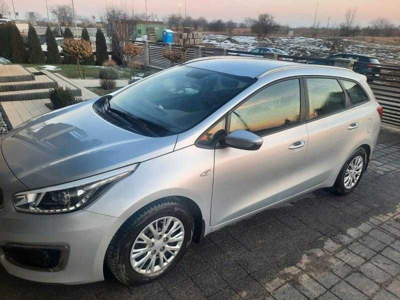 Kia Ceed osobowy