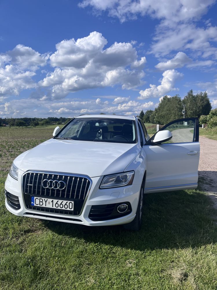 Audi Q5 2014 rok kolor biała perła