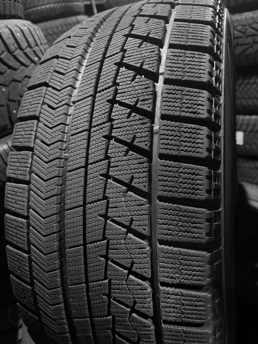 Шини зимові Bridgestone Blizzak VRX 225/55 R17 97S 4шт, 2020р.