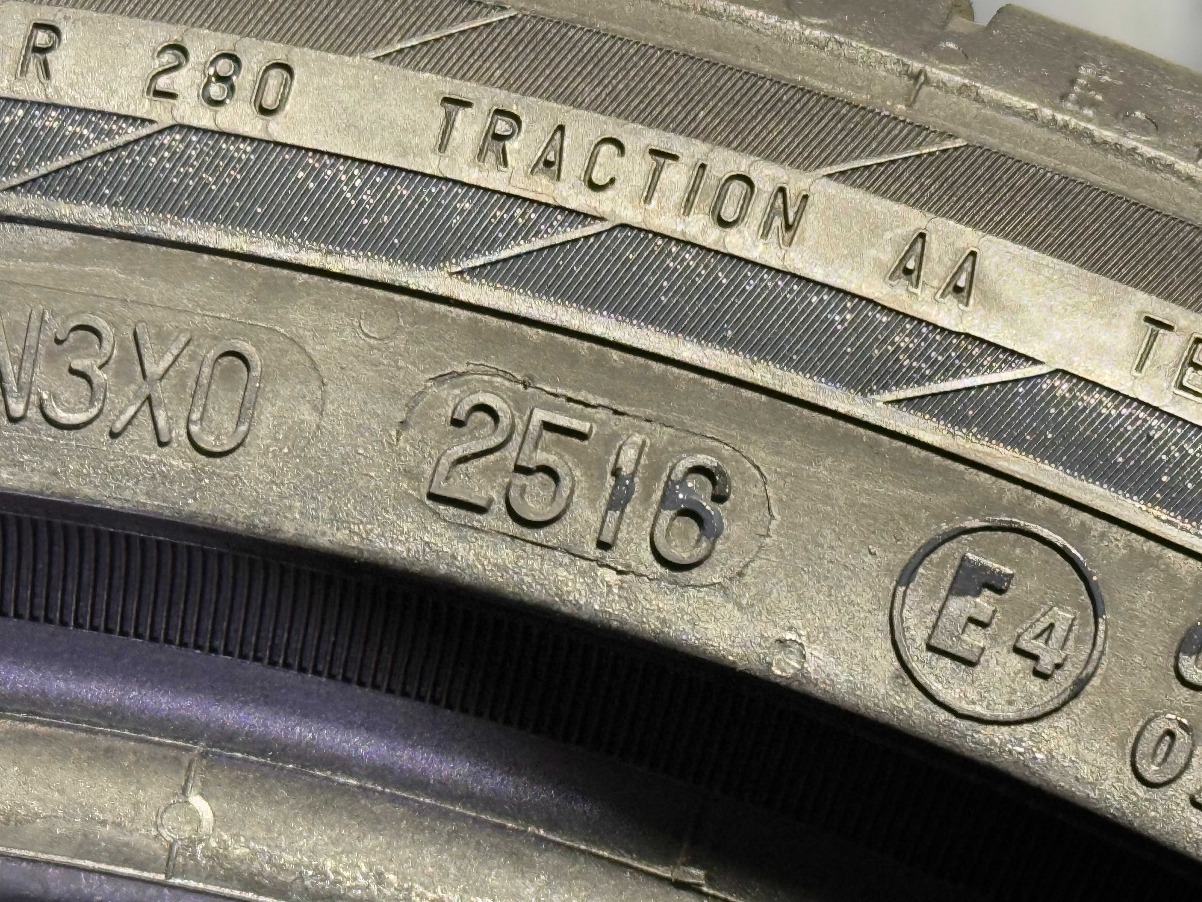 Opony Letnie 225/45/18 CONTINENTAL SPORTCONTACT #704