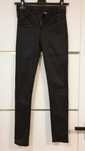 Spodnie woskowane skinny fit  158 DESTINATION
