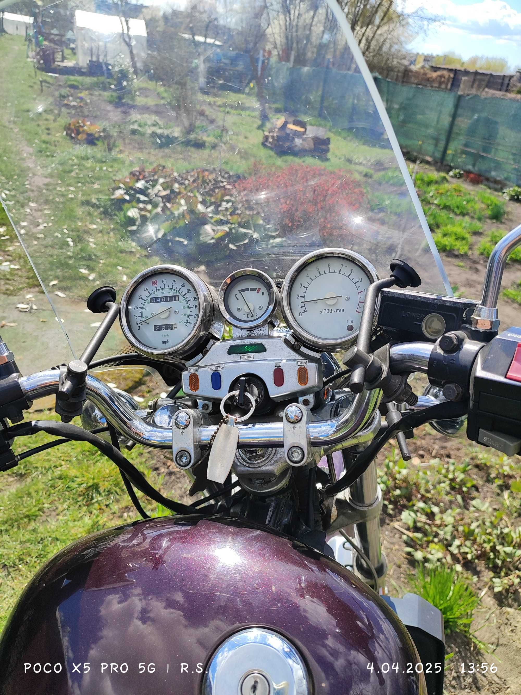 Motocykl Yamaha Maxim