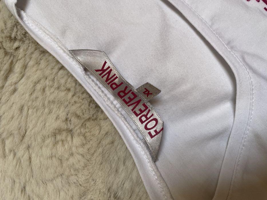 Nowa bluzka z długim rękawem biała