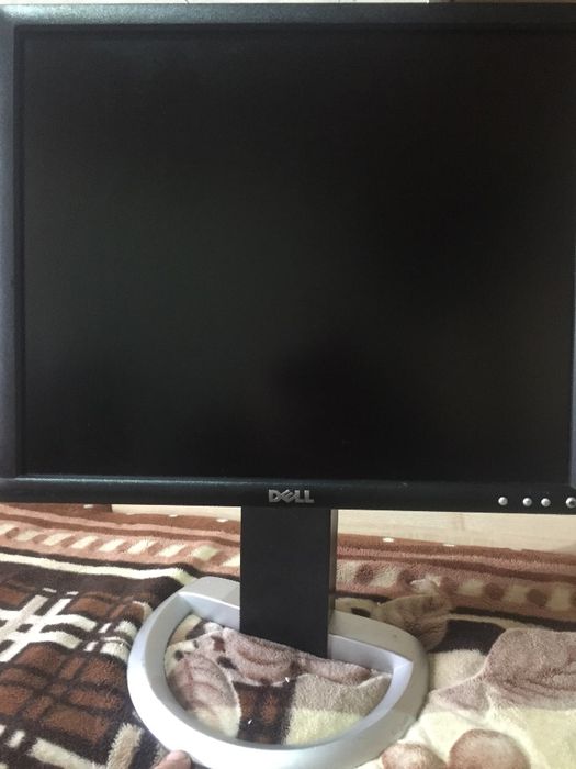 Монитор Dell 1907 FPVt