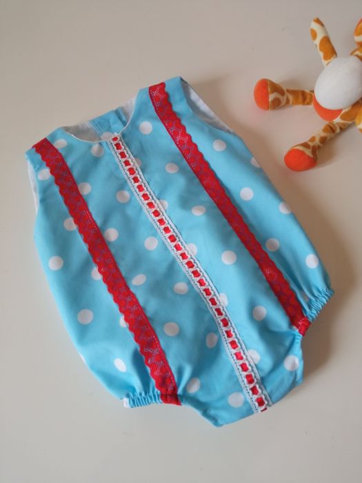 Macacão sem mangas bebé 3-6 meses