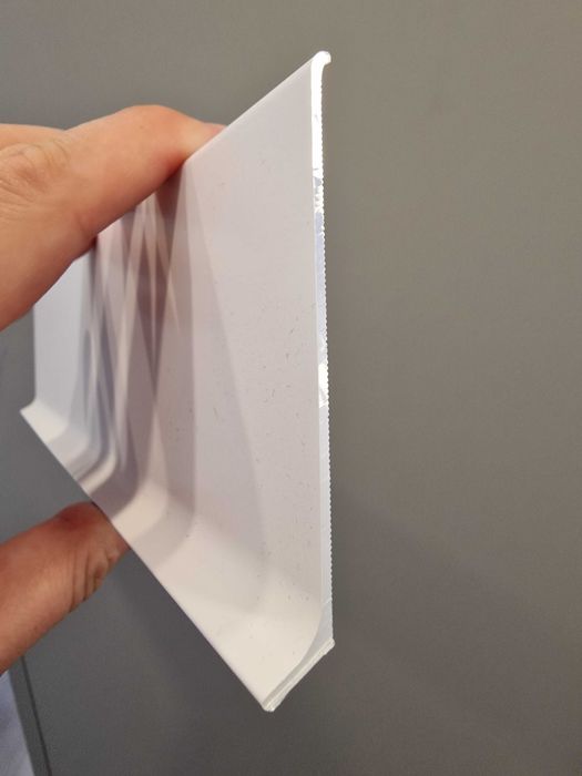 Плінтус алюмінієвий білий (залишки) 2шт