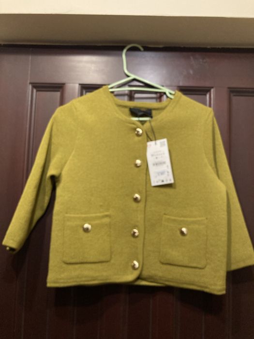 Kardigan z dzianiny marki Zara, nowy