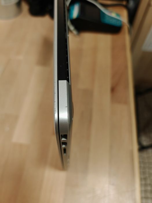 MacBook Pro 2015 12.1"64584546756610123