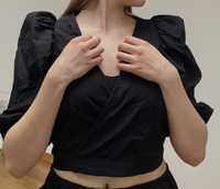 Чорна кофта/блузка з пишними рукавами - воланами