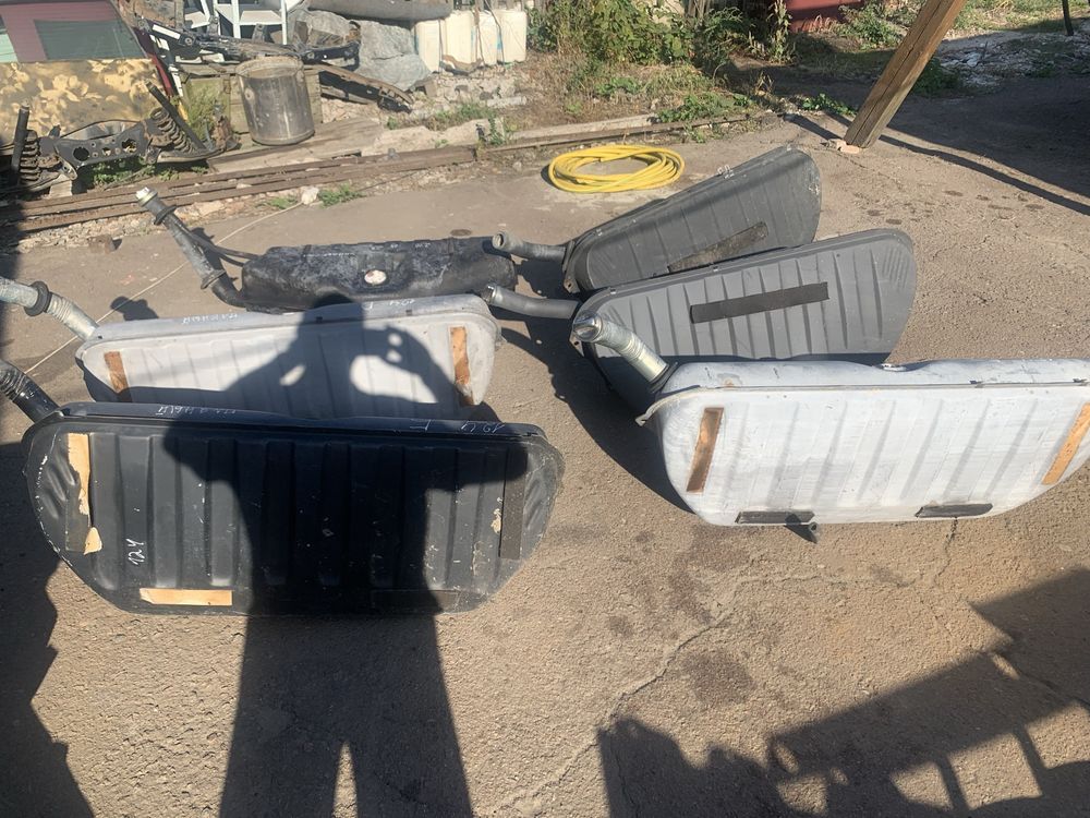 Продам бак датчик топлива мерседес 124 - 190 W 201 210 универсал