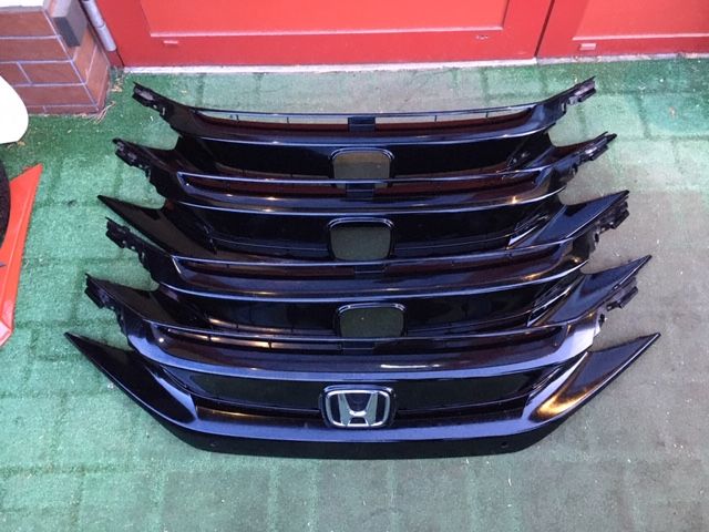 Honda Civic X 2018- Grill Atrapa 4d 5d