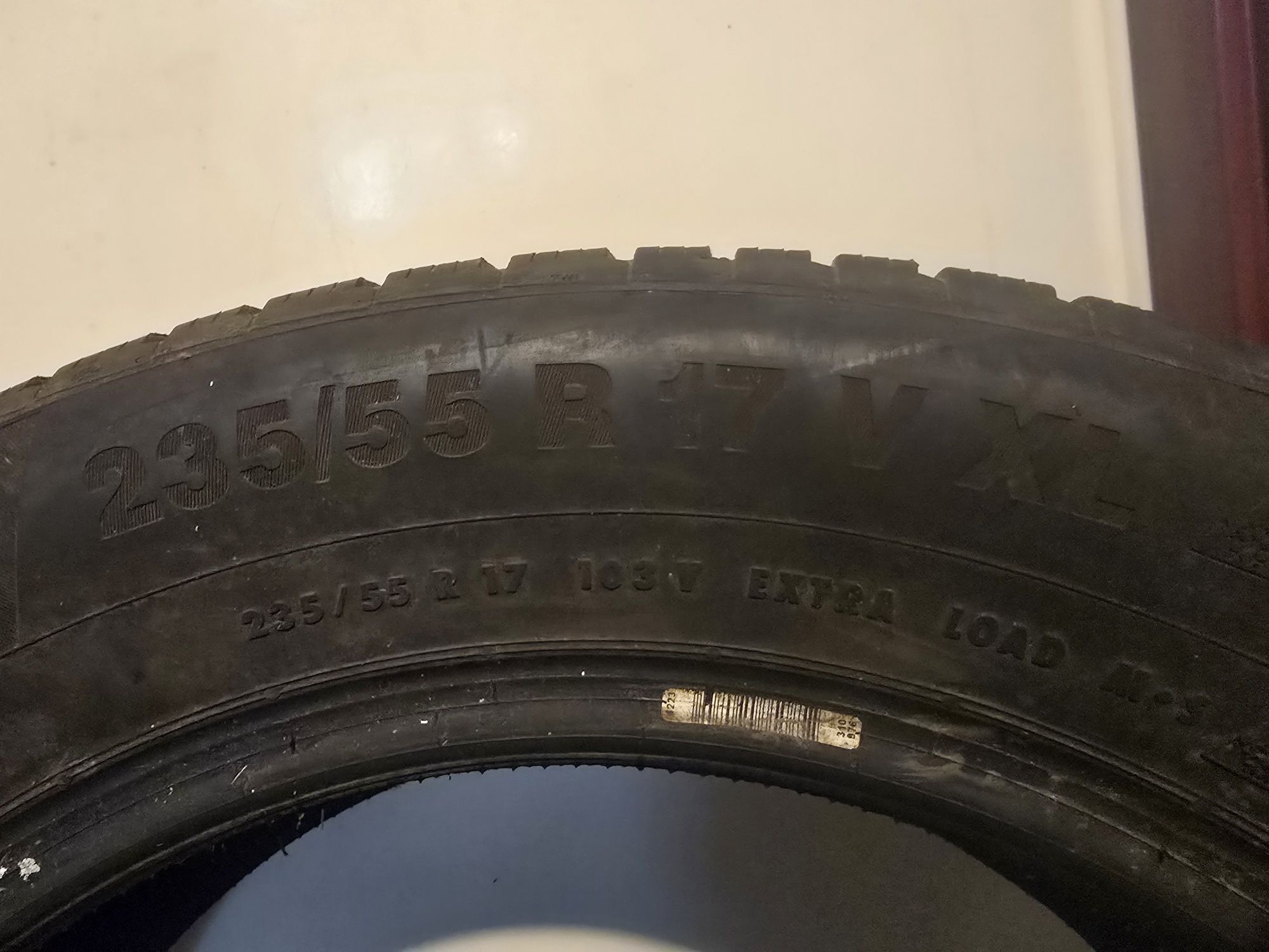Continental 235/55r17