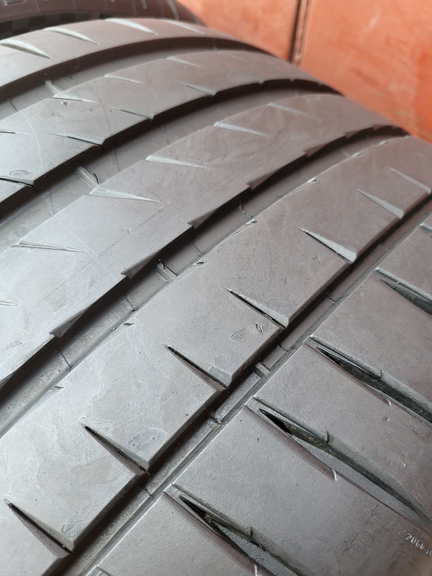 305/30/21 R21 Michelin Pilot Sport 4S MO 2шт ціна за 1шт шини