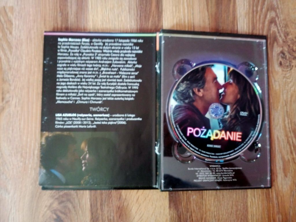 Sprzedam książkę z filmem DVD "POŻĄDANIE"