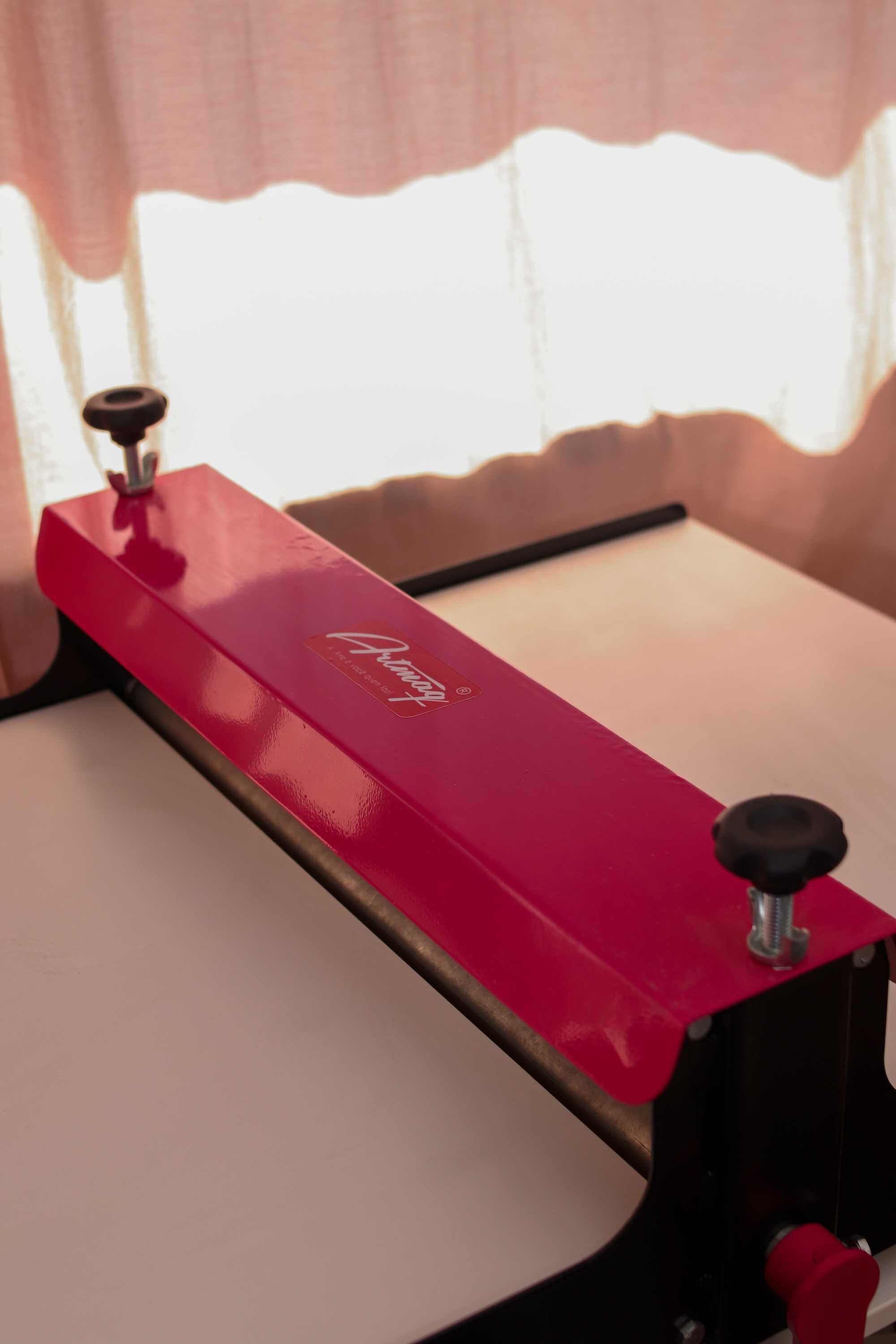 Maquina de corte e vinco Artmaq