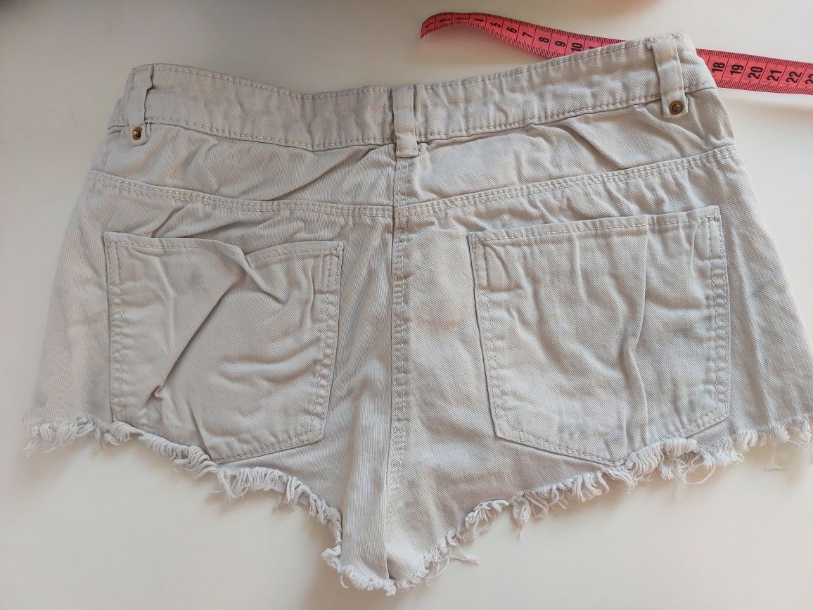 Szorty short ktorkie spodenki jeansowe białe jeans s