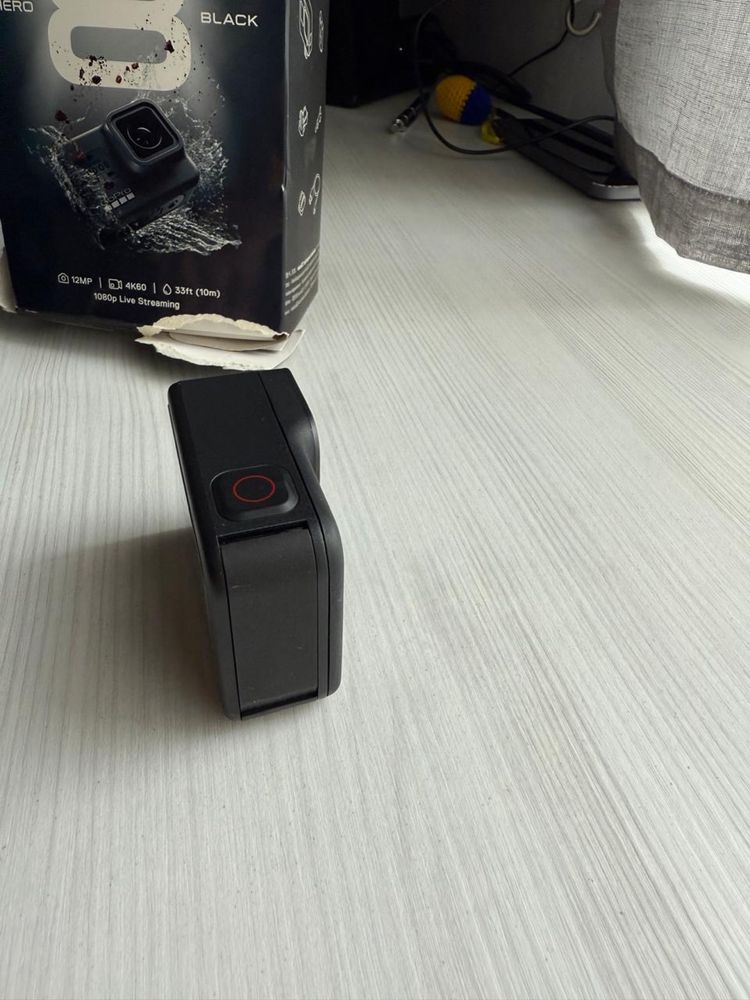 Продаю Екшн-камеру GoPro HERO 8 Black