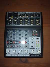 Mixer Behringer Xenyx 802