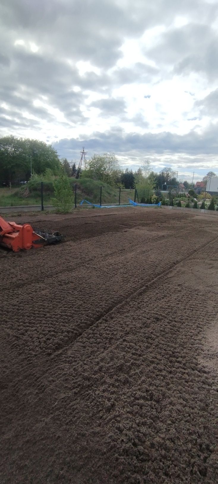 Zakładanie ogrodów,pielęgnacja glebogryzarka separacyjna