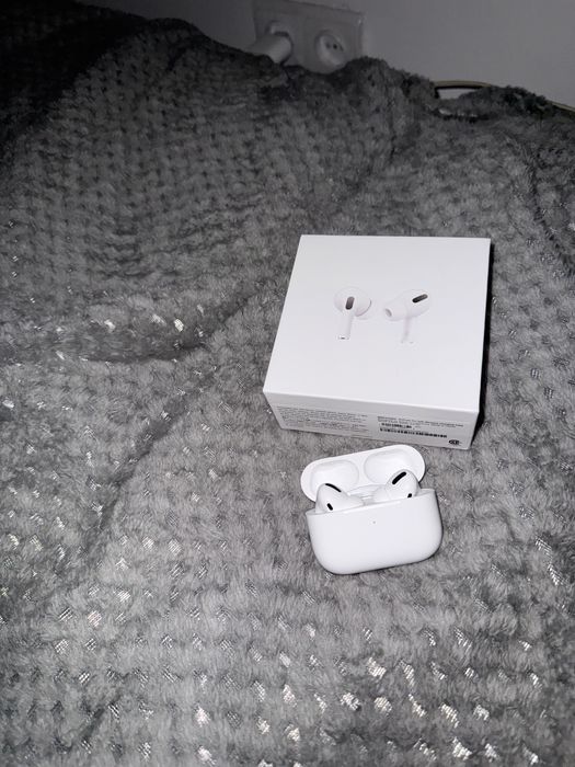 Airpods pro super cena