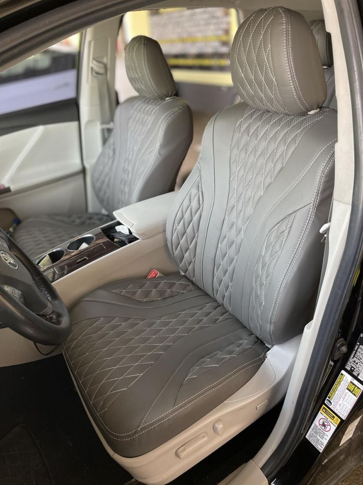 Модельні авточохли на Toyota Venza