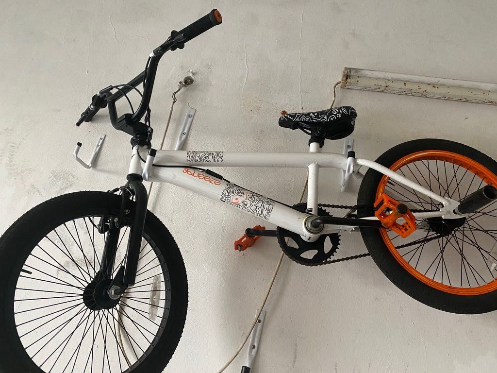 Bicicleta BMX Squeeze roda 20, como nova