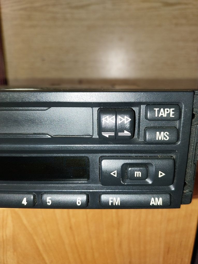Radio BMW e 30 e34