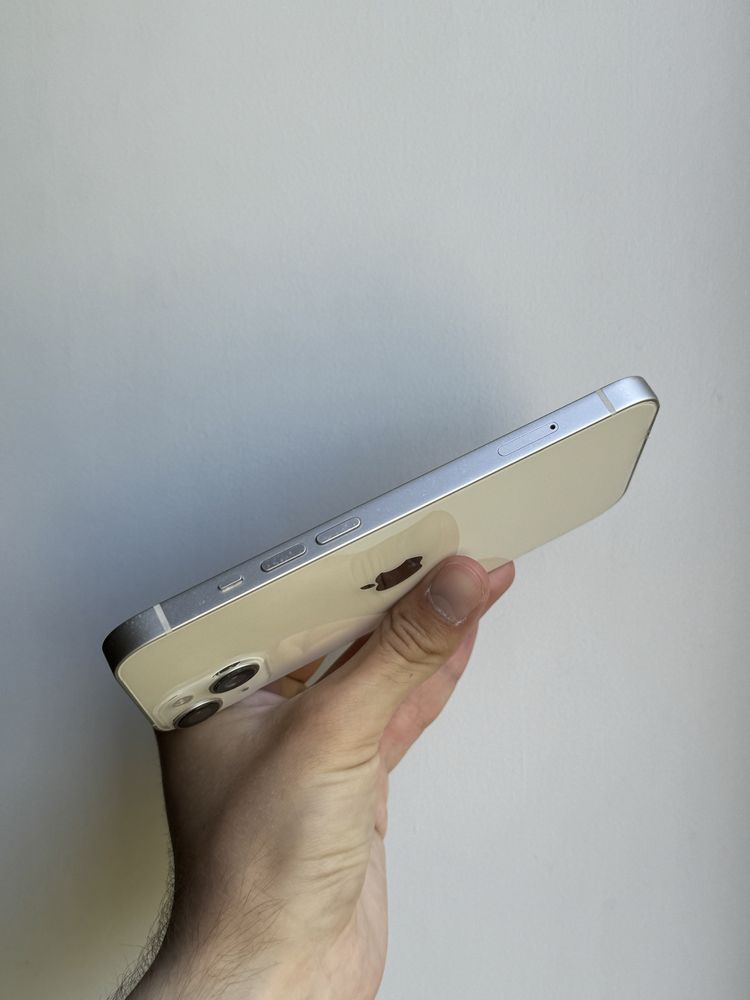 iPhone 13 128 Gb White Neverlock АКБ 88% отличное состояние