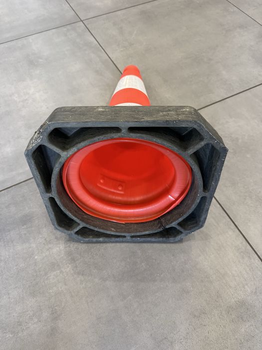 Pachołek drogowy, PACHOŁKI, kegel, ZNAK drogowy, zabezpieczenie 75cm