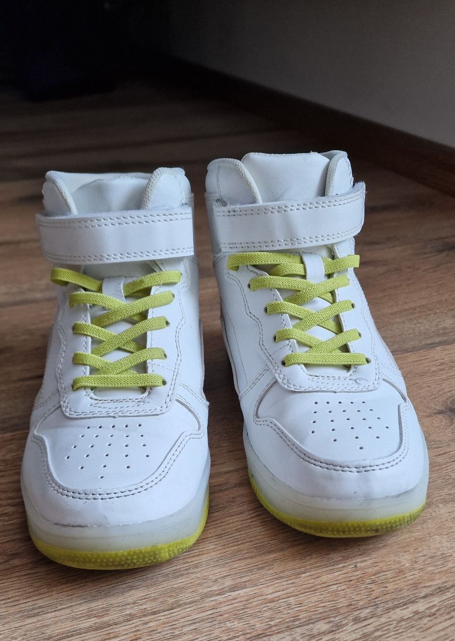 Wysokie sneakersy r.35 Reserved