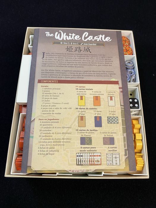 Insert para o jogo The White Castle