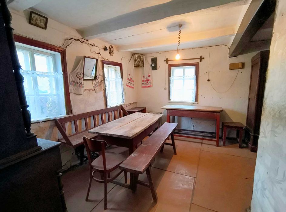 Дім 63 м2 українська хата піч Дмитрушки 2 км Умань 53 сотки + 18 соток