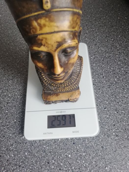 Popiersie posążek Nefertiti Nefretete