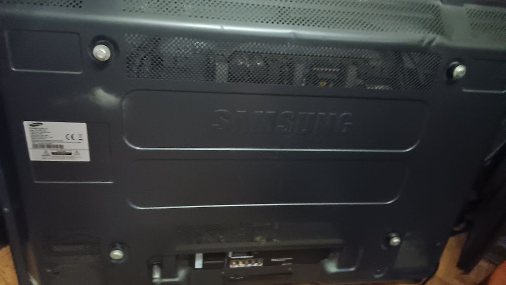 Plasma display samsung, em cor preta.