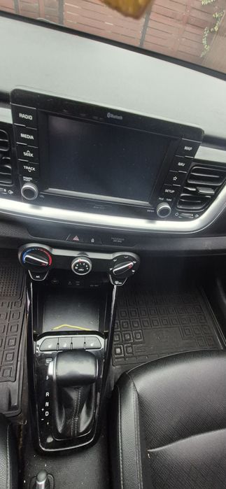 KIA Stonic кіа стонік