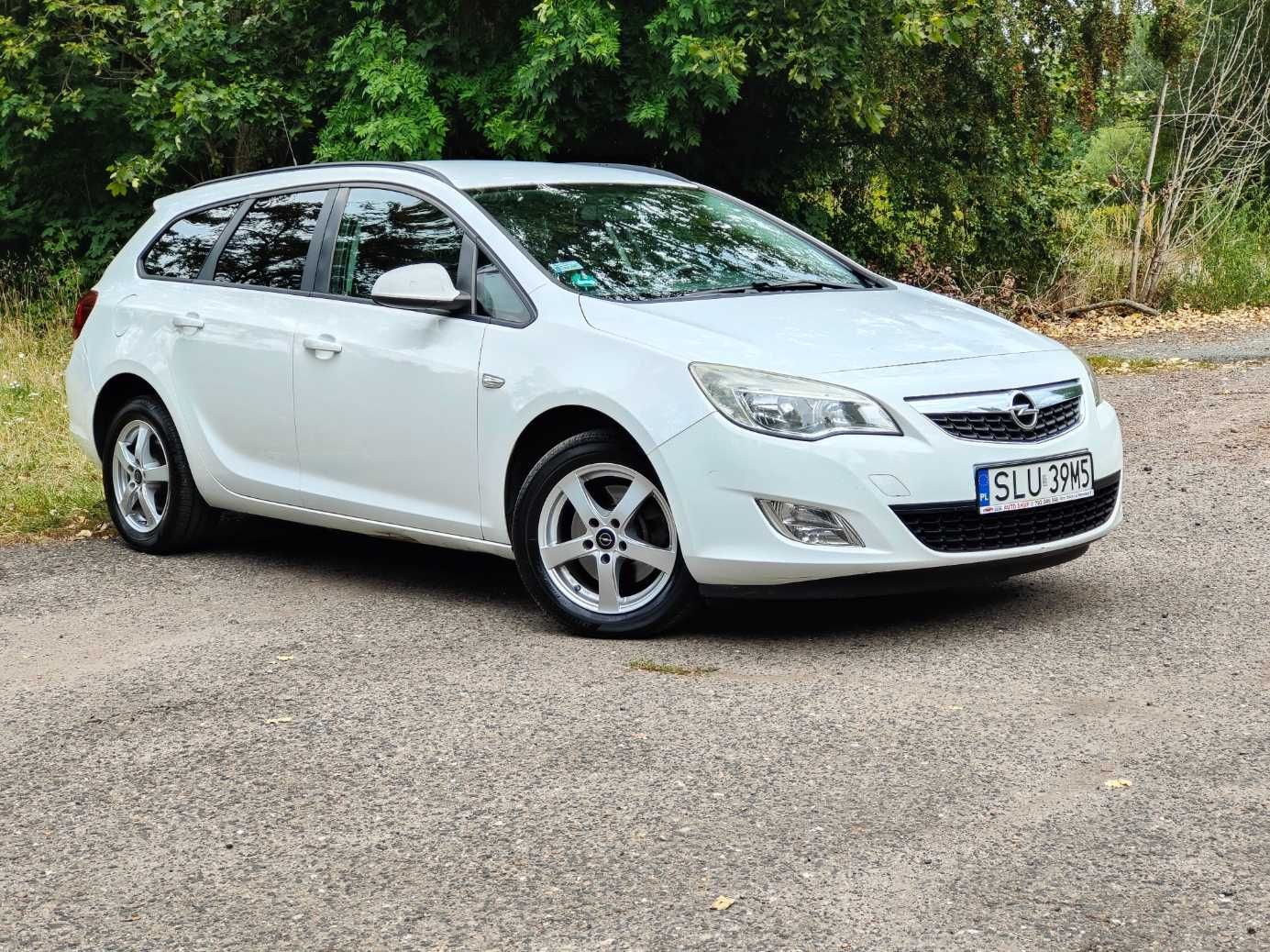 Astra J 1.7 CDTI Stan Techniczny B Dobry bez korozji klima sprawna
