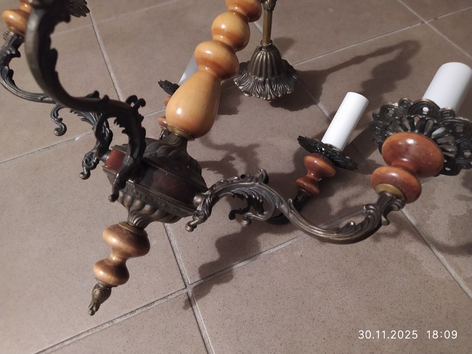 Stara lampa wisząca